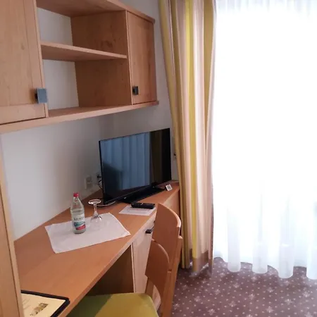 Interest Vitalhotel - Partnerbetrieb Von מלון אוברשטאופן